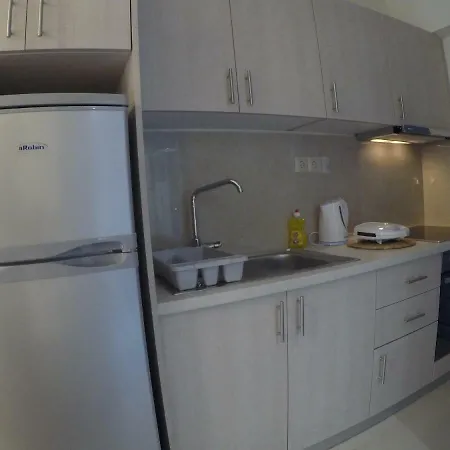 Ammos & Thalassa فاسيليكي